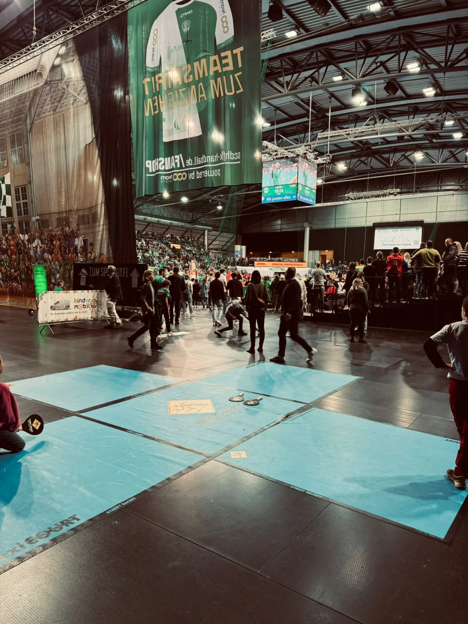 Street Racket beim SC DHFK Handball